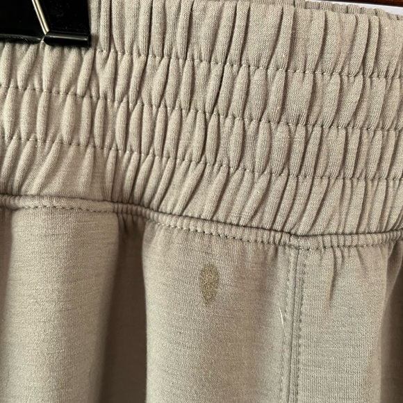 Abercrombie sweats - Picture 5 of 6